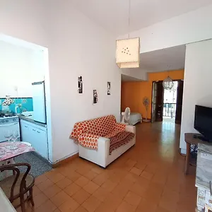 https://departamento-del-parque-mendoza.hotelsmendoza.com